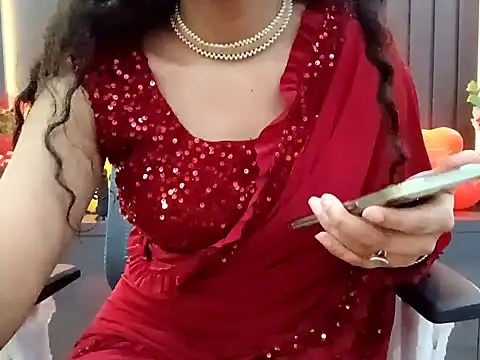 Snapshot of GoldnessAishu chatting on February 5, 2025, 9:29 pm GoldnessAishu online show from February 5, 2025, 9:29 pm