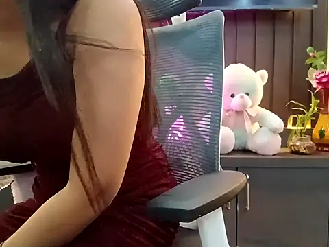 Snapshot of GoldnessAishu chatting on March 20, 2025, 5:15 pm GoldnessAishu online show from March 20, 2025, 5:15 pm