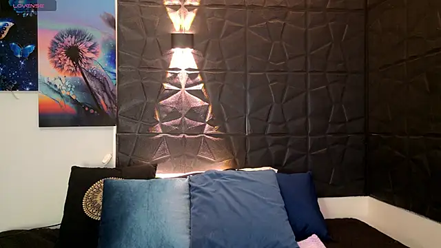 graceymilf666 online show from February 27, 2026, 12:16 pm