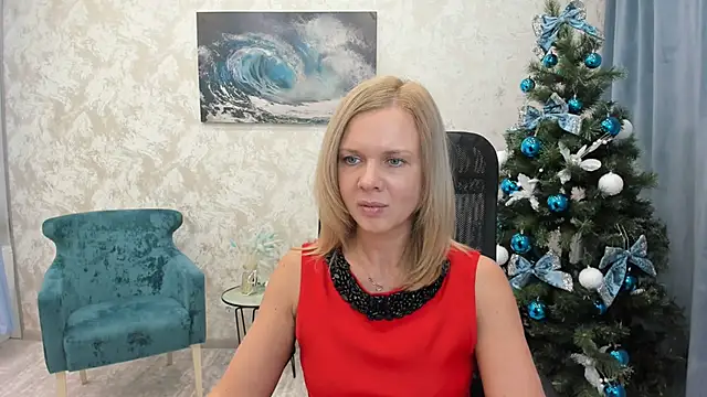 Snapshot of AgathaKlouin chatting on December 24, 2024, 10:39 pm AgathaKlouin online show from December 24, 2024, 10:39 pm