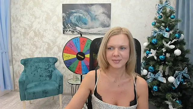 Snapshot of AgathaKlouin chatting on December 25, 2024, 1:42 am AgathaKlouin online show from December 25, 2024, 1:42 am