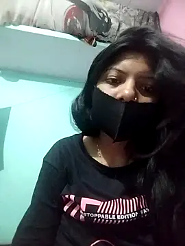 Hotty-Divya online show from April 21, 2026, 2:37 am