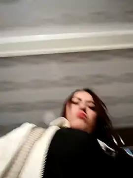 Lesly 10- online show from November 13, 2025, 3:55 pm