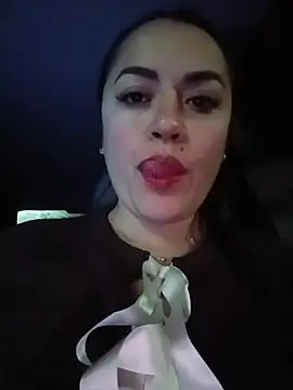 Lesly 10- online show from May 15, 2026, 2:07 am