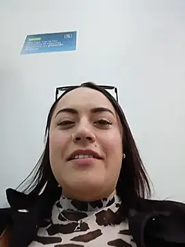 Lesly 10- online show from June 2, 2026, 4:09 pm