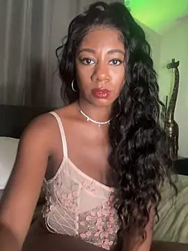 Snapshot of longislandprincess chatting on September 20, 2025, 4:46 am longislandprincess online show from September 20, 2025, 4:46 am