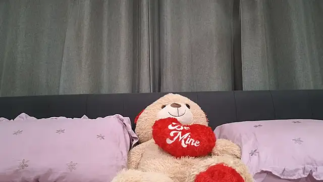 longislandprincess online show from April 17, 2026, 9:12 am