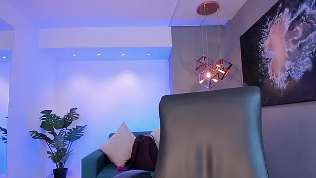 Lyssa Muller online show from September 23, 2025, 4:10 pm