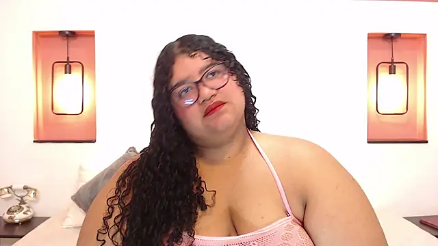 Miley Collins online show from January 11, 2025, 8:10 pm