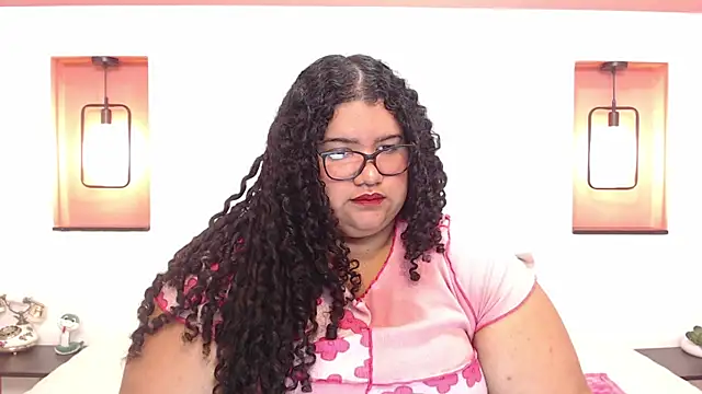 Miley Collins online show from February 17, 2025, 8:58 pm