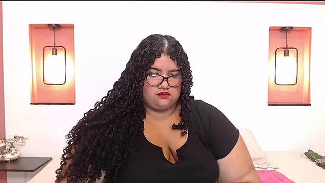 Miley Collins online show from March 12, 2025, 7:38 pm