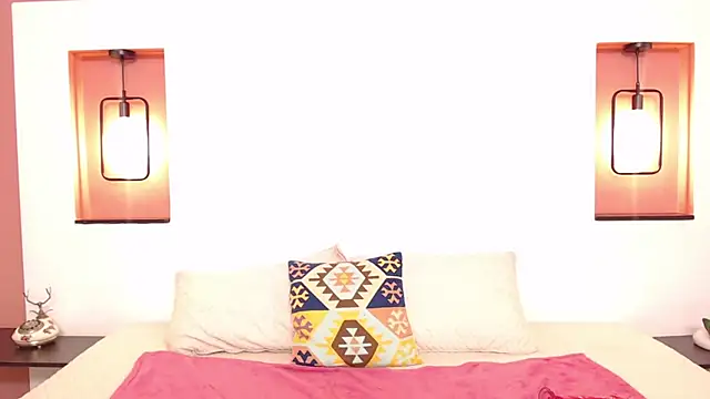 Miley Collins online show from March 20, 2025, 10:40 pm