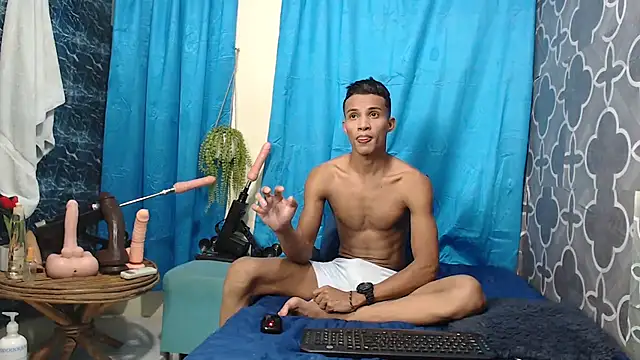 Snapshot of Ryan_Vergon chatting on March 22, 2025, 1:22 am Ryan Vergon online show from March 22, 2025, 1:22 am