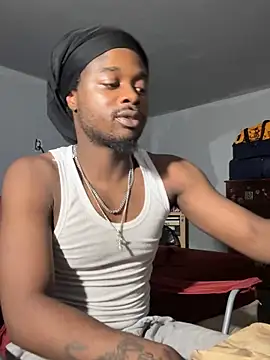 SluttyLyfe4L online show from November 18, 2025, 1:11 am