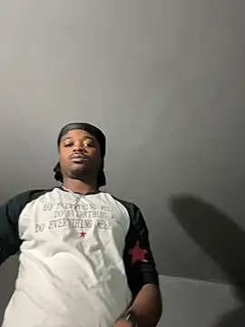 Snapshot of SluttyLyfe4L chatting on May 26, 2026, 7:59 am SluttyLyfe4L online show from May 26, 2026, 7:59 am