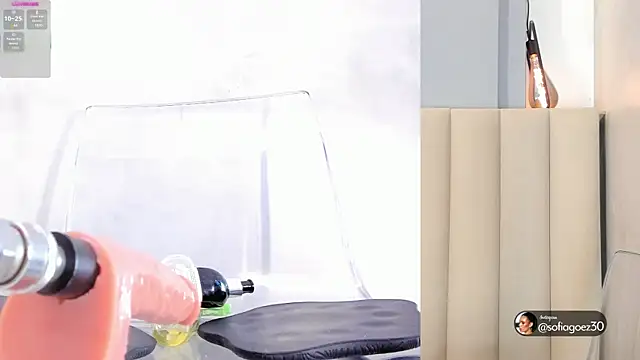 SOFIAGOEZ30 online show from September 23, 2025, 10:51 am