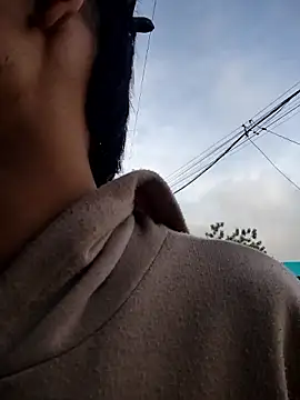 Valentinacuc online show from December 17, 2025, 12:44 pm