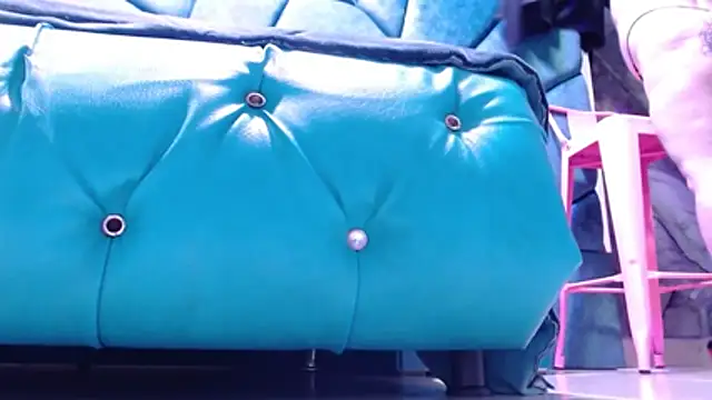 Snapshot of Luciana_Ass chatting on November 28, 2025, 9:17 pm Luciana Ass online show from November 28, 2025, 9:17 pm