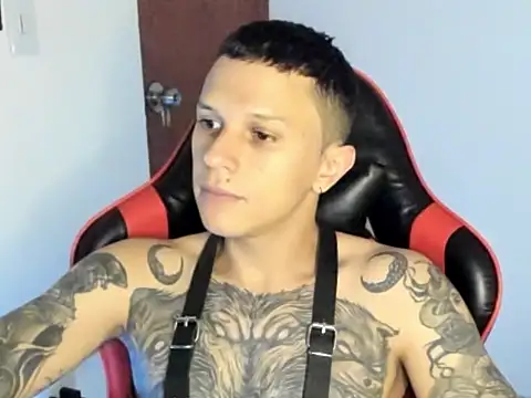 goodboy69l online show from May 27, 2026, 9:23 pm