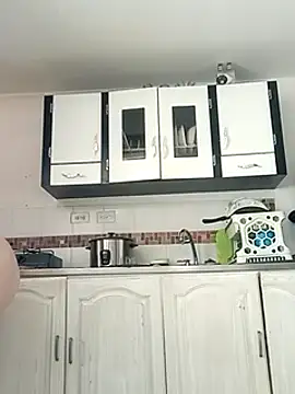 Snapshot of Madisonpalacio chatting on February 26, 2025, 2:14 pm Madisonpalacio online show from February 26, 2025, 2:14 pm