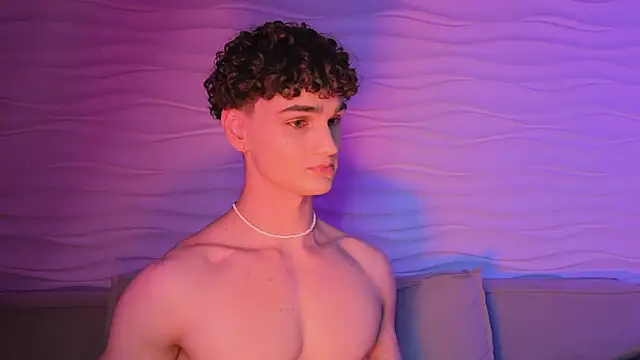 adam 21cm   online show from October 7, 2025, 6:27 pm