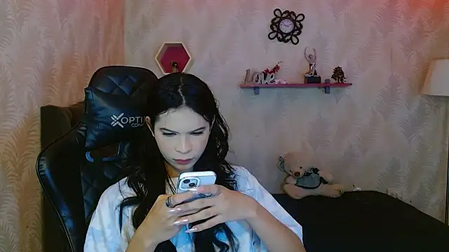 Snapshot of andy_bell_x chatting on October 13, 2025, 5:51 am andy bell x online show from October 13, 2025, 5:51 am