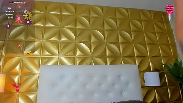 Sara-Smith- online show from February 4, 2025, 12:11 pm