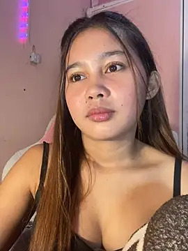 ursweet babygirl online show from February 26, 2026, 4:17 pm