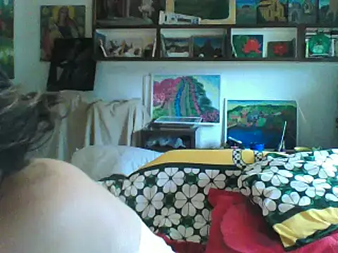 MariaAnaSunshine online show from March 11, 2025, 1:34 pm