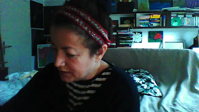 MariaAnaSunshine online show from October 4, 2025, 8:45 am