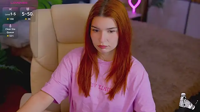 RedShinee online show from September 30, 2025, 6:07 am