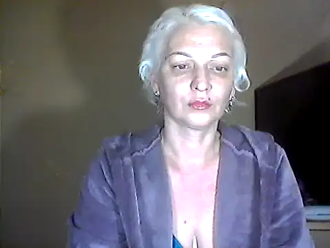 Snapshot of MaryJane441 chatting on February 3, 2025, 2:25 am MaryJane441 online show from February 3, 2025, 2:25 am