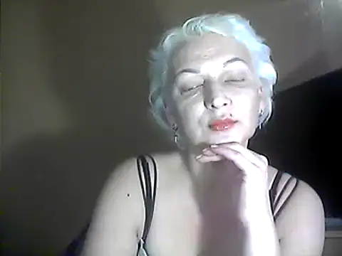Snapshot of MaryJane441 chatting on February 20, 2025, 9:44 am MaryJane441 online show from February 20, 2025, 9:44 am