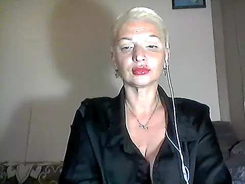 Snapshot of MaryJane441 chatting on September 14, 2025, 6:18 pm MaryJane441 online show from September 14, 2025, 6:18 pm