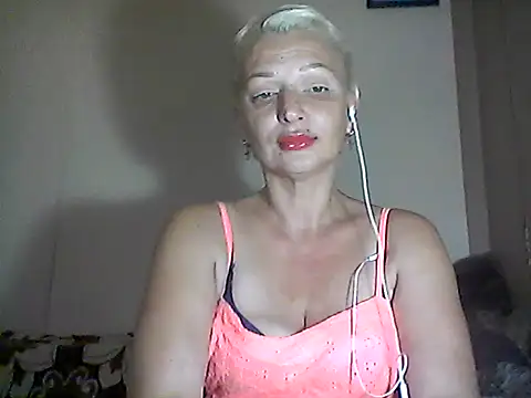 Snapshot of MaryJane441 chatting on September 20, 2025, 6:42 pm MaryJane441 online show from September 20, 2025, 6:42 pm