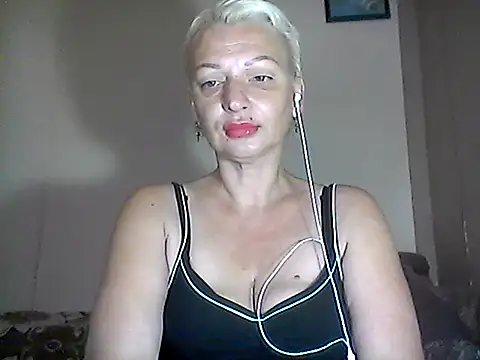 Snapshot of MaryJane441 chatting on September 30, 2025, 7:13 am MaryJane441 online show from September 30, 2025, 7:13 am