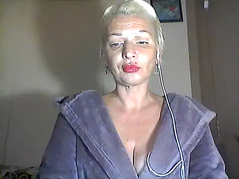 Snapshot of MaryJane441 chatting on October 2, 2025, 7:21 pm MaryJane441 online show from October 2, 2025, 7:21 pm