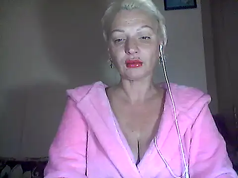 Snapshot of MaryJane441 chatting on October 15, 2025, 5:46 pm MaryJane441 online show from October 15, 2025, 5:46 pm