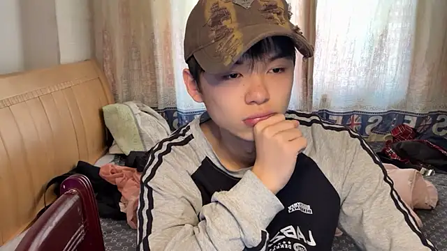 xiaottt1918 online show from January 10, 2025, 8:29 am