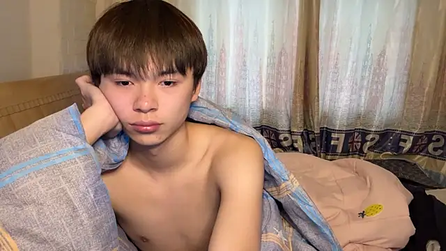 xiaottt1918 online show from January 11, 2025, 9:36 am