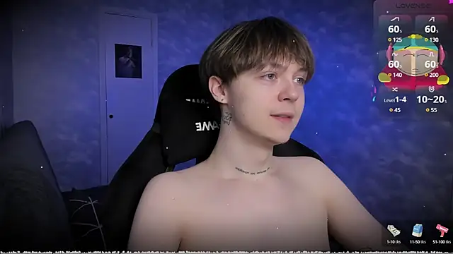 charonbaby1 online show from December 11, 2024, 6:52 pm
