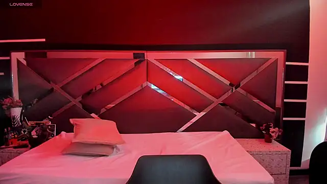 SexyNaf online show from September 19, 2025, 7:58 pm