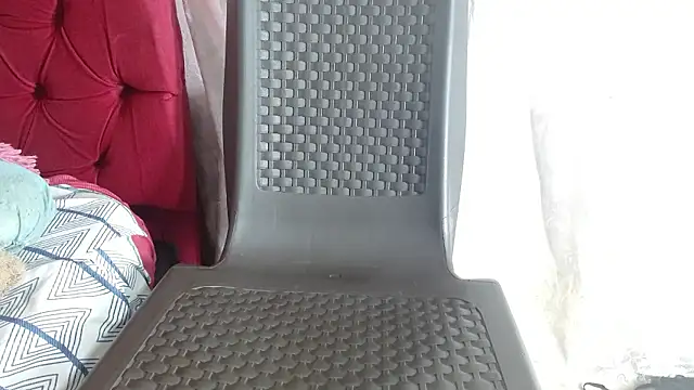 cristinamontiel online show from January 10, 2026, 2:30 pm