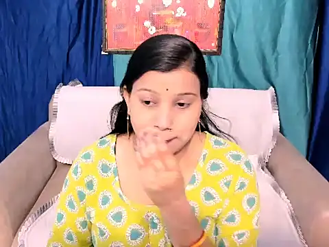 Snapshot of kendracox21 chatting on April 14, 2026, 4:07 am kendracox21 online show from April 14, 2026, 4:07 am