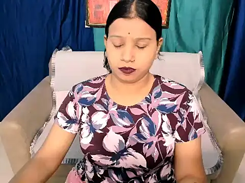 Snapshot of kendracox21 chatting on April 17, 2026, 3:53 am kendracox21 online show from April 17, 2026, 3:53 am