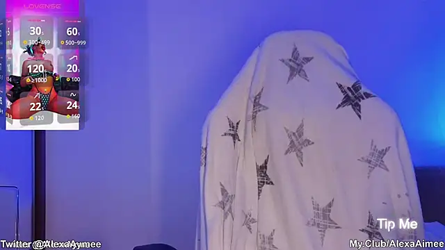 AlexaAimee online show from November 16, 2025, 11:10 pm