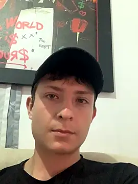 maximo clarck online show from November 12, 2025, 12:55 am