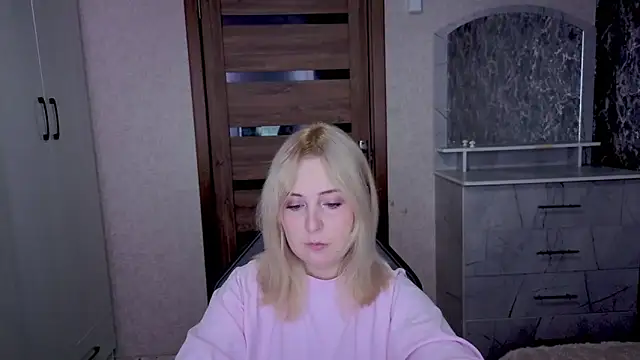 Kristy-Max online show from March 13, 2026, 8:48 pm