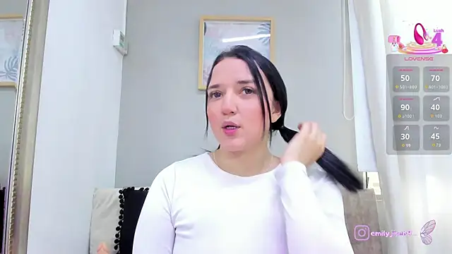  EmilyJireh  online show from April 13, 2026, 7:41 pm