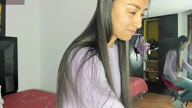 Snapshot of tatiana_valencia chatting on January 27, 2025, 12:05 pm tatiana valencia online show from January 27, 2025, 12:05 pm